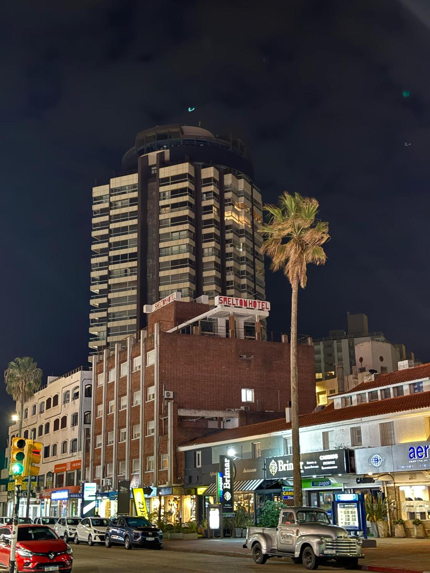 Punta Del Este Shelton Hotel Екстериор снимка